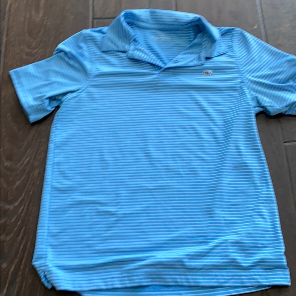 Vineyard vines performance shirt